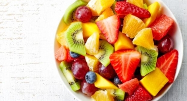 Como fazer salada de frutas: 4 receitas diferentes